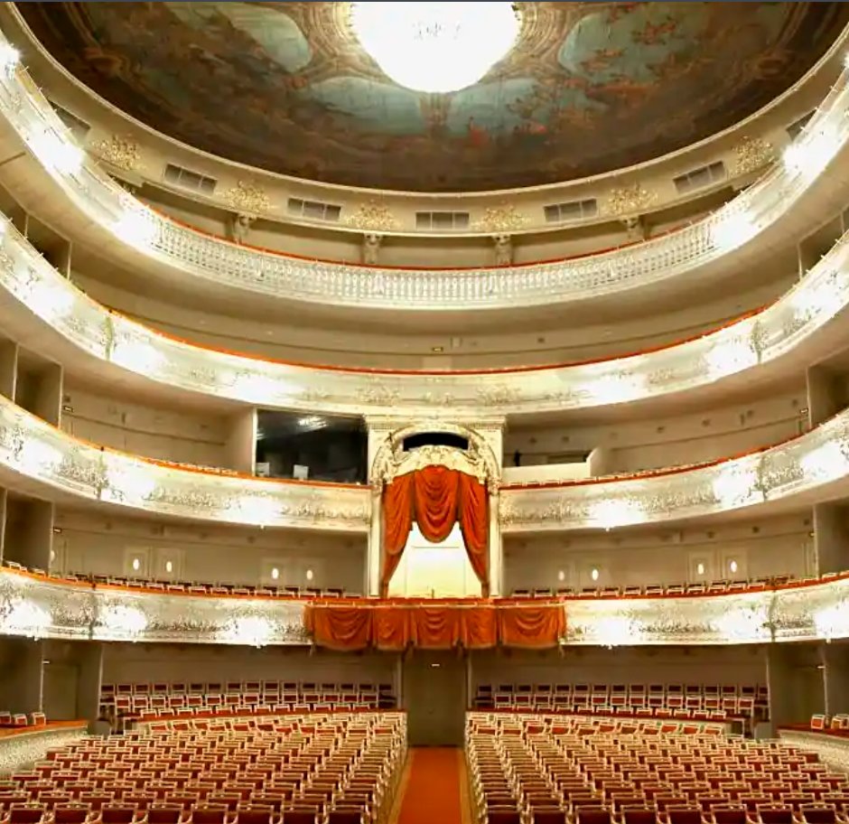 米哈伊洛夫斯基剧院芭蕾舞团